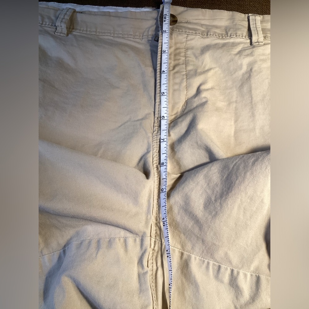 OLD NAVY CREAM SHORT SIZE 14 - Picture 14 of 15
